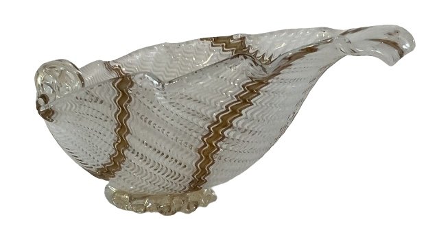 Dino Martens Aureliano Toso Murano Latticino Shell: Dino Martens Aureliano Toso Murano Latticino Shell