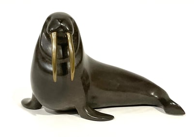 Loet Vanderveen bronze sculpture of a walrus signed and numbered 165 of 500