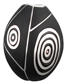Ricardo Ferro amazing spiral vase with intense battuto work