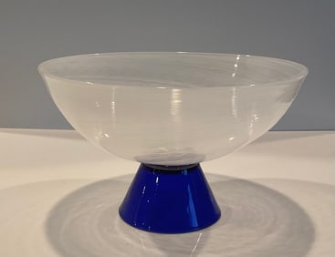 Carlo Scarpa MVM Cappellin Murano attributed Mezza Filligrana vase on blue foot