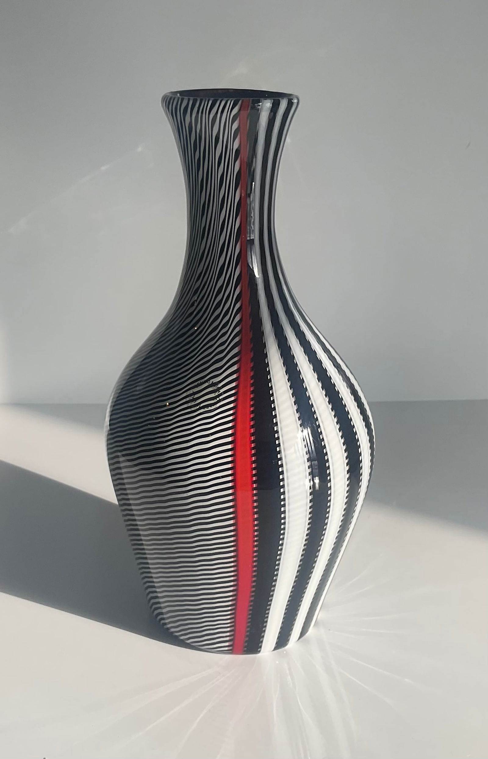 Gianni Versace Venini 1997 Smoking Vase Signed and dated: Gianni Versace Venini 1997 Smoking Vase Signed and dated 1997 and numbered 49. Provenance : Important Private collection New York, NY