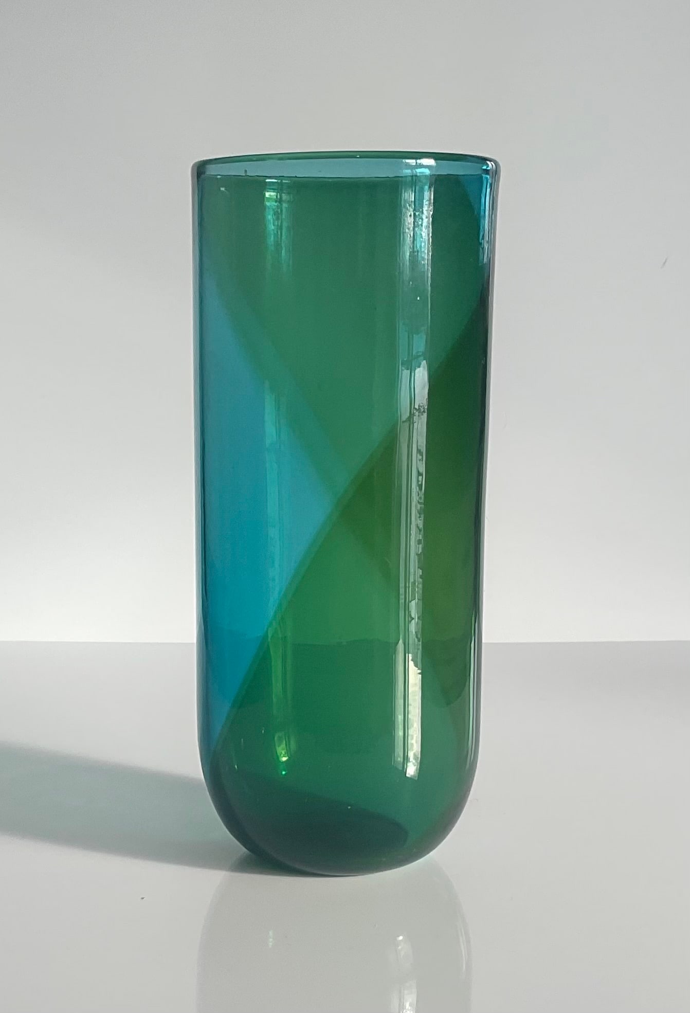 Tapio Wirkkala Coreani vase for Venini in blue and green (1 of 3)