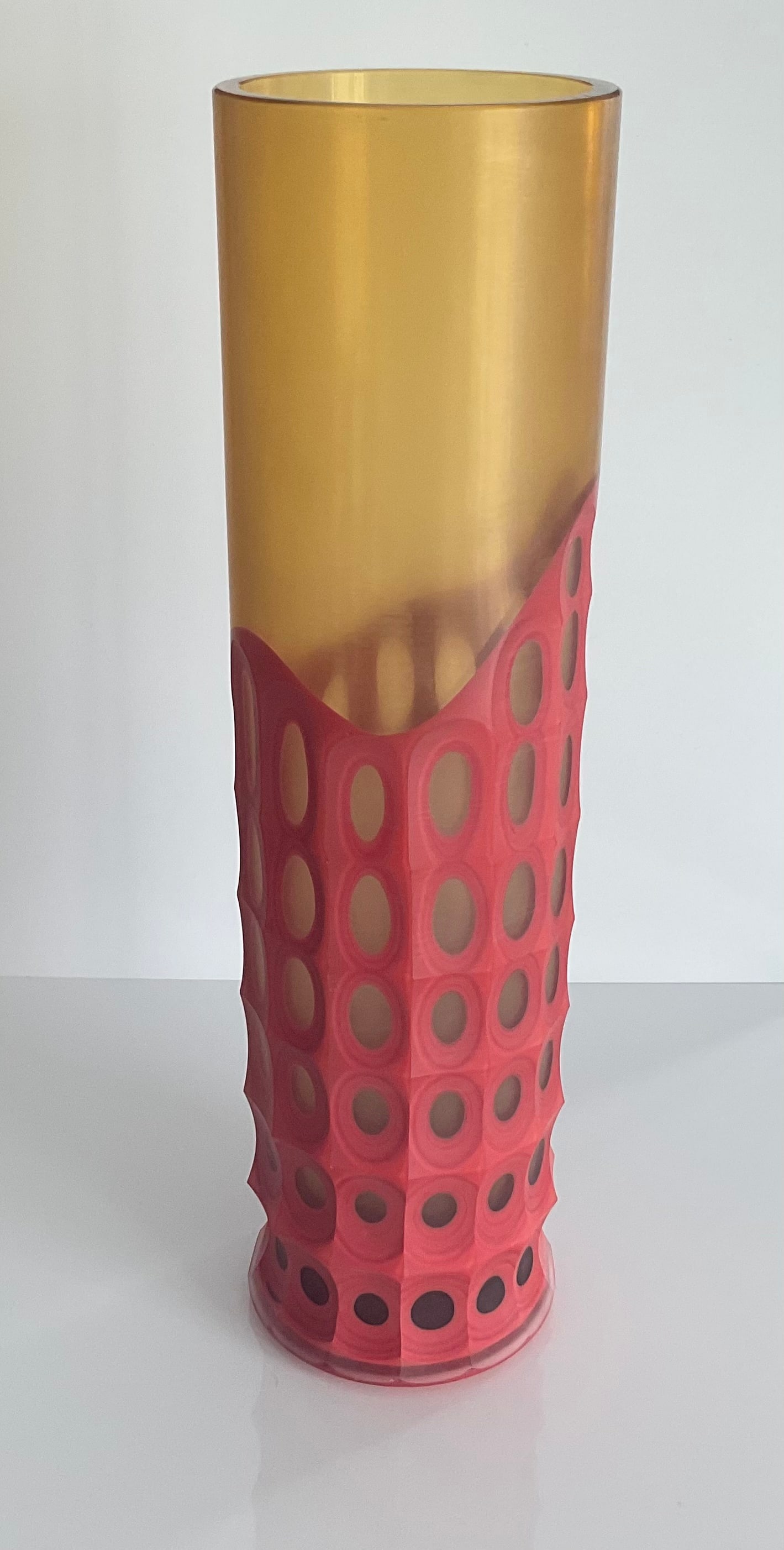 Monumental Rodolfo Dordoni dated Venini vase in vibrant red: Monumental Rodolfo Dordoni dated Venini vase in vibrant red signed by the artist