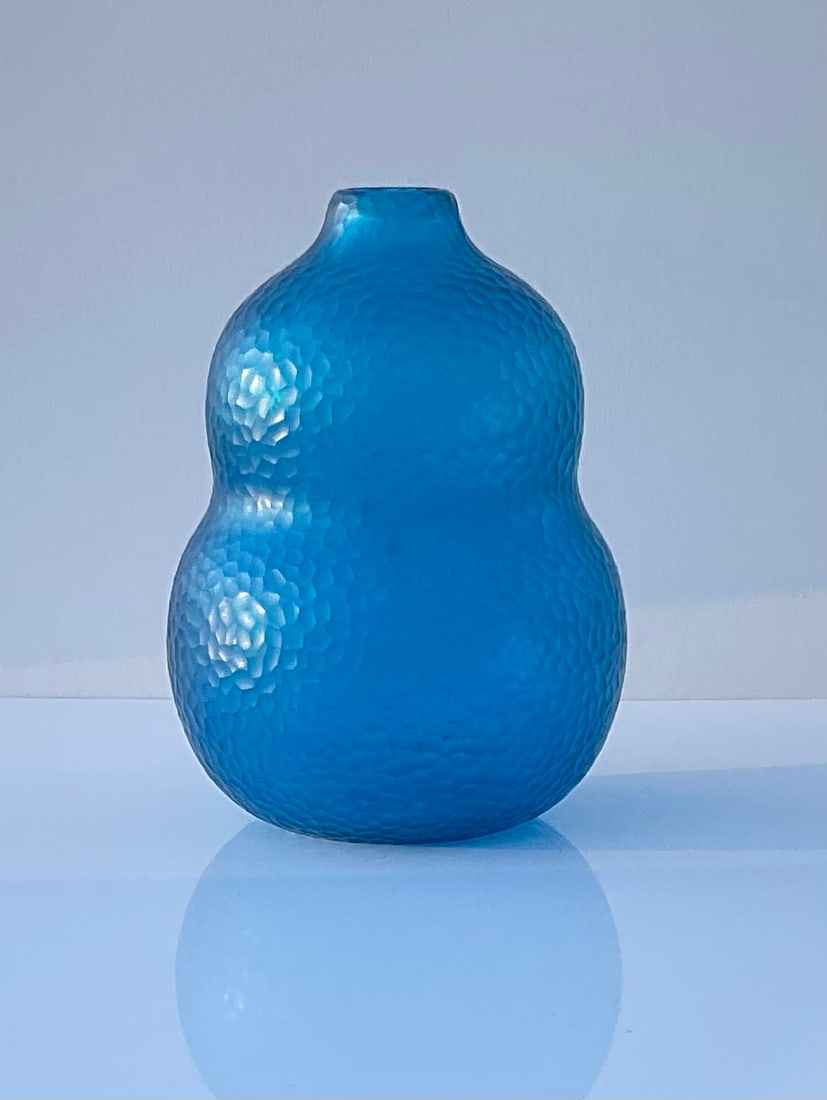 Carlo Scarpa for Venini Vibrant blue battuto art glass vase signed with 3 line acid stamp circa (1 of 4)