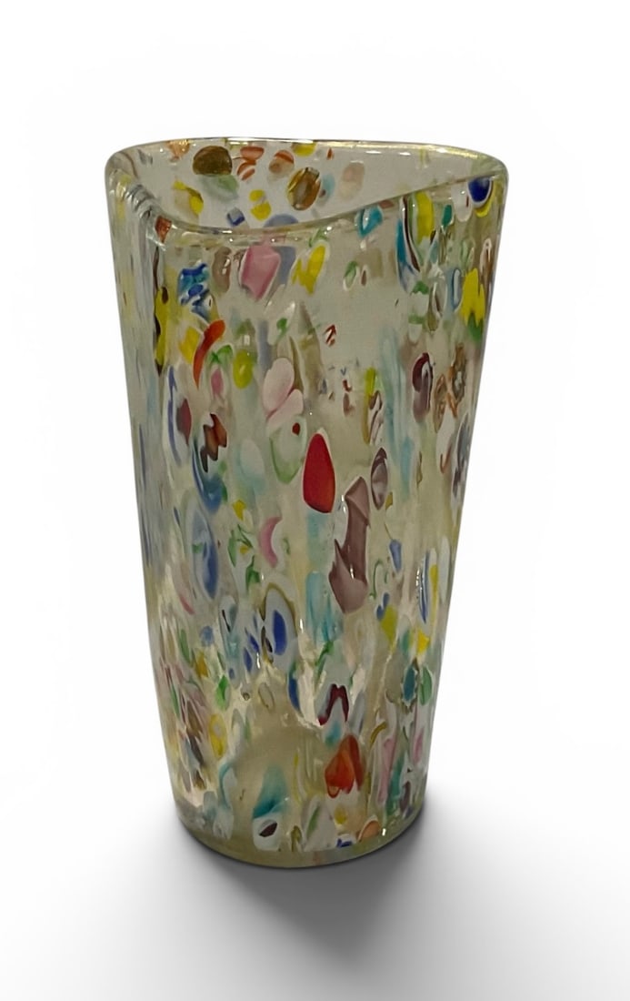 AVeM Attributed Murano art glass triangular vase: AVeM Attributed Murano art glass triangular vase