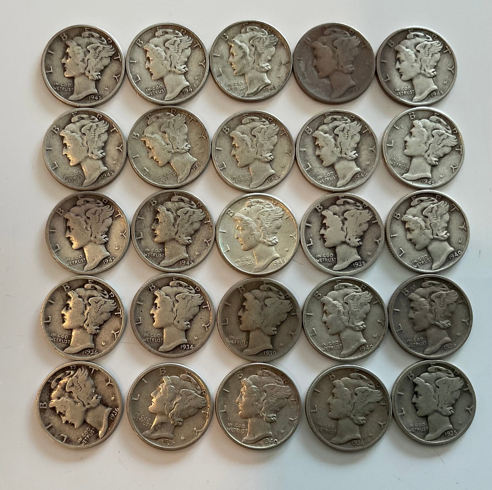 Group of 25 Mercury Dimes (1 of 1)