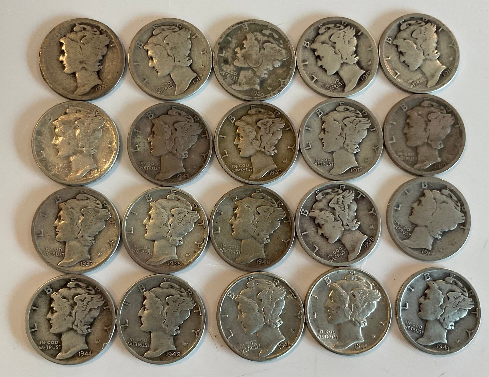 Group of 20 Mercury Dimes: Group of 20 Mercury Dimes