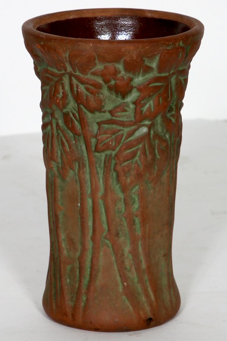 Peters and Reed Pottery Aztec Moss Thornberry Vase: Peters and Reed Pottery Aztec Moss Thornberry Vase. Condition: Good Size: 5" D x 8 1/4" H