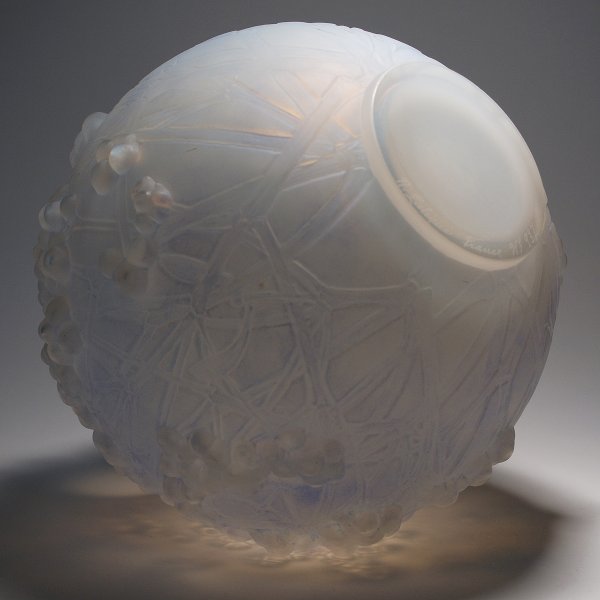 Rene Lalique Vase "Druide" introduced 1924 - 2
