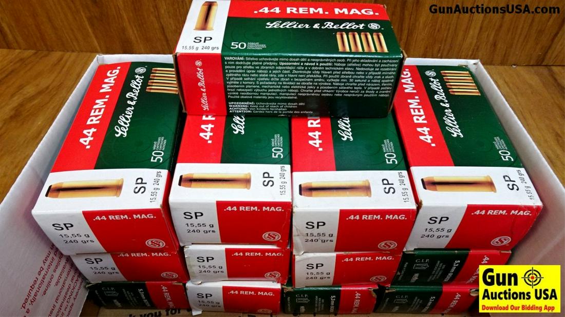 Sellier & Bellot 44 REM MAG Ammo. 650 Rounds of 240 Gr.: Sellier & Bellot 44 REM MAG Ammo. 650 Rounds of 240 Gr. SP.. (41633)