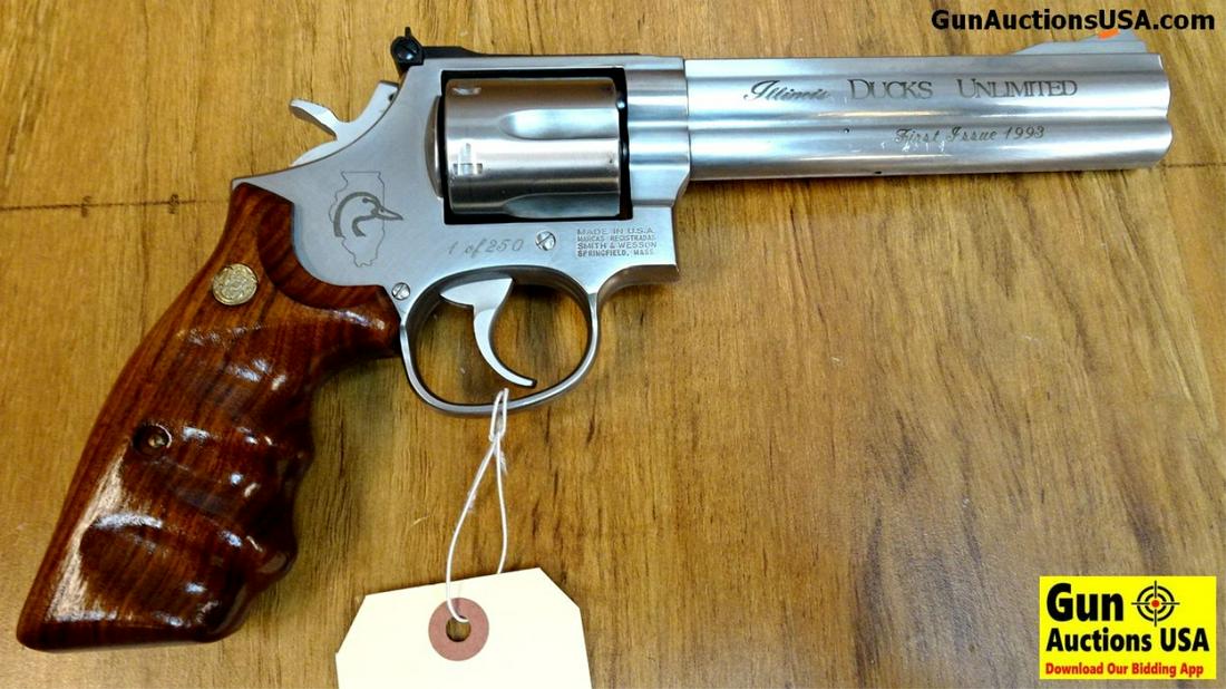 Smith & Wesson 686-3 ILLINOIS DUCKS UNLIMITED FIRST: Smith & Wesson 686-3 ILLINOIS DUCKS UNLIMITED FIRST ISSUE 1993 1 OF 250 .357 MAGNUM COMMEMORATIVE Revolver. Very Good. 6" Barrel. Shiny Bore, Tight Action Full Underlug Barrel, Red Ramp Front with Whi