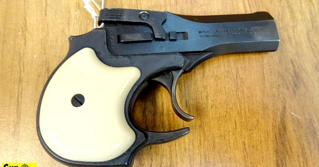 HIGH STANDARD DM-101 .22 MAGNUM Pistol. Good Condition.: HIGH STANDARD DM-101 .22 MAGNUM Pistol. Good Condition. 3.5" Barrel. Shiny Bore, Tight Action No Longer Made and Highly Desirable! The DM-101 was a True Pocket Rocket. Over/Under Derringer with Double