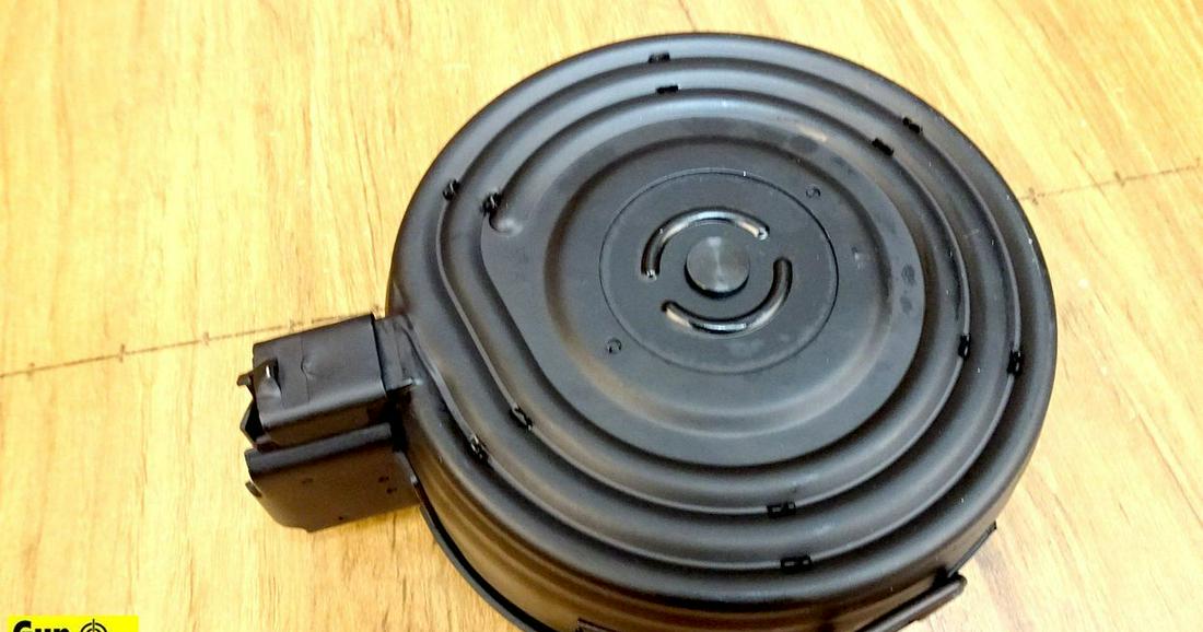 RWB AK47 7.62x39 Drum Magazine. NEW in Box. Black: RWB AK47 7.62x39 Drum Magazine. NEW in Box. Black Steel, Wind Up, Steel Korean Drum 75 Round Capacity Magazine. . (46586)