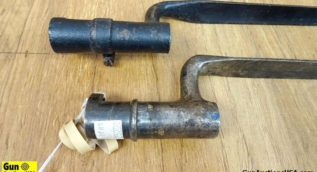 Bayonets. Fair Condition. Lot of 2; Spike Bayonets. .: Bayonets. Fair Condition. Lot of 2; Spike Bayonets. . (53464)