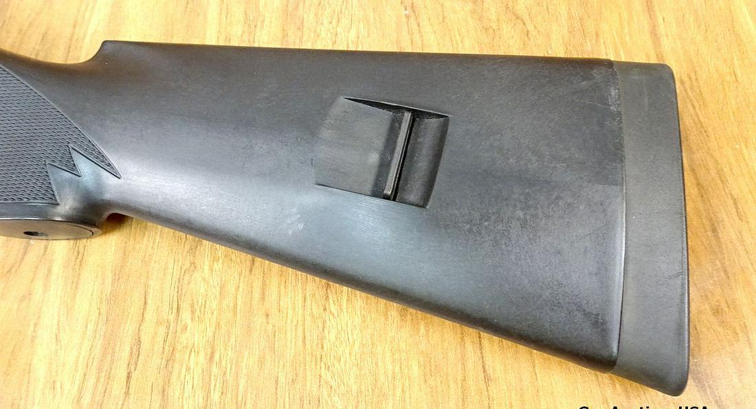 Benelli H&K M1 SUPER 90 12GA MAGNUM Semi Auto MAGNUM Shotgun. Good Condition. 28" Barrel. Benelli: Benelli H&K M1 SUPER 90 12GA MAGNUM Semi Auto MAGNUM Shotgun. Good Condition. 28" Barrel. Benelli Barrel, with Extended Mag Tube, with Benelli Rubber Butt Pad. Includes Padded Hard Case. . SN:M063904