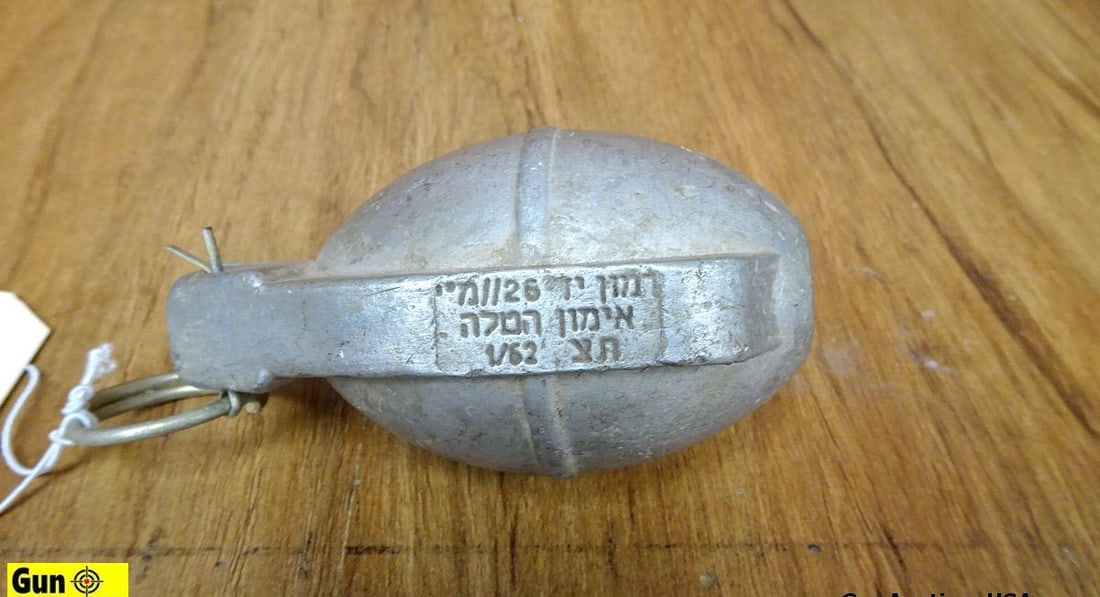 Israeli Surplus COLLECTOR'S Grenade. Very Good. M26 Lemon Practice Grenade. INERT. Visible Israeli: Israeli Surplus COLLECTOR'S Grenade. Very Good. M26 Lemon Practice Grenade. INERT. Visible Israeli Stamping on Grenade. . (63940)