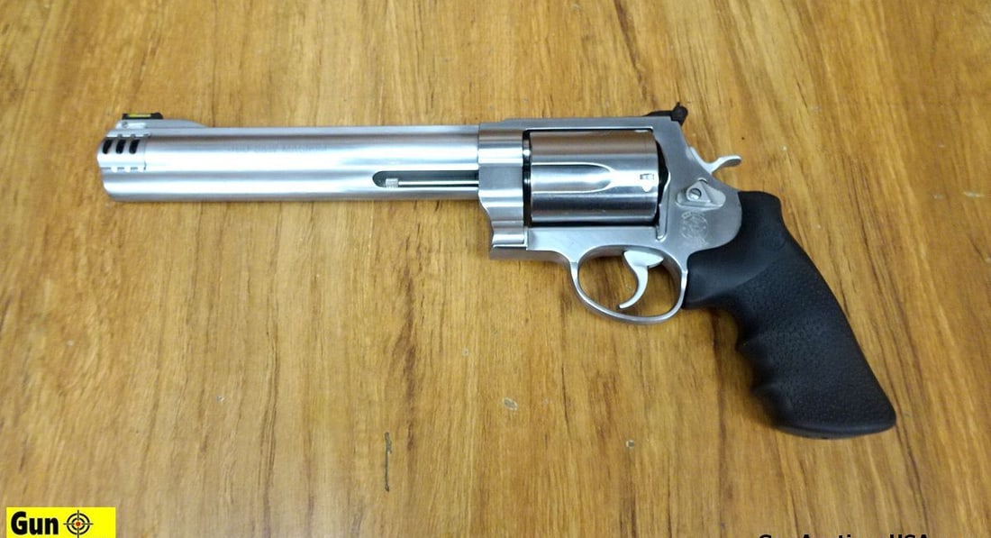 S&W 460 XVR .460 S&W MAGNUM APPEARS UNFIRED Revolver. Like New. 8.5" Barrel. All Stainless Steel: S&W 460 XVR .460 S&W MAGNUM APPEARS UNFIRED Revolver. Like New. 8.5" Barrel. All Stainless Steel Construction on this Power House .460 S&W Magnum. Features S&W Rubber Finger Grips, Factory Fiberoptic 