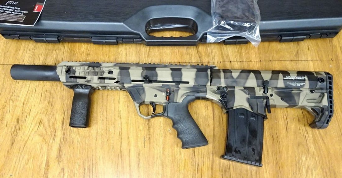 BLACK ACES FD12 PRO BULLPUP 12 ga. Semi Auto BULL PUP Shotgun. NEW in Box. 18.5" Barrel. Very Nice: BLACK ACES FD12 PRO BULLPUP 12 ga. Semi Auto BULL PUP Shotgun. NEW in Box. 18.5" Barrel. Very Nice Tiger Stripe Finish, Ambidextrous Thumb Safety, 12" Picatinny Rail, QD Release Points, Rubber Butt St