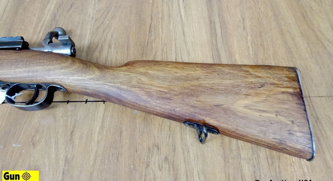 FABRICA DE ARMAS OVIEDO M1893 7X57 Bolt Action Rifle. Needs Repair. 22.5" Barrel. Dark Bore Straight: FABRICA DE ARMAS OVIEDO M1893 7X57 Bolt Action Rifle. Needs Repair. 22.5" Barrel. Dark Bore Straight Grained Wood Stock with a Steel Butt Plate, Sling Swivel Studs, Internal magazine, with a Front Bla