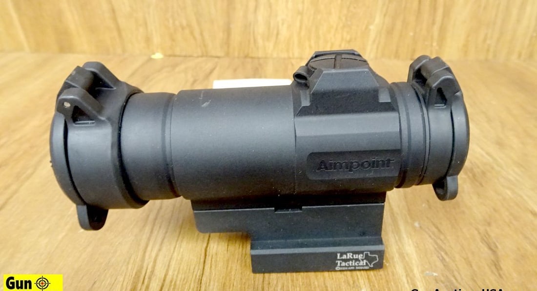AIMPOINT COMP M4S Sight. Very Good . Red Dot Optic, with a Matte Black Finish, Flip Ups, Quik: AIMPOINT COMP M4S Sight. Very Good . Red Dot Optic, with a Matte Black Finish, Flip Ups, Quik Release Larue Tactical Scope Mount. . (66419)