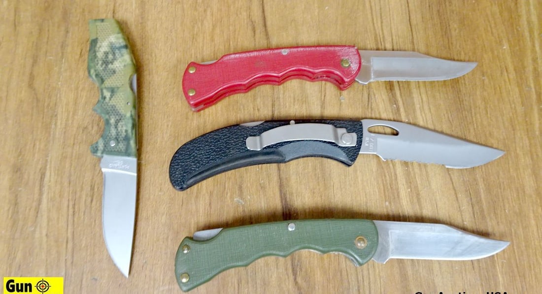 Gerber, Scout Lite, Buck Lite, Etc. Knives. Excellent. Lot of 4; Folding Knives. . (66727): Gerber, Scout Lite, Buck Lite, Etc. Knives. Excellent. Lot of 4; Folding Knives. . (66727)