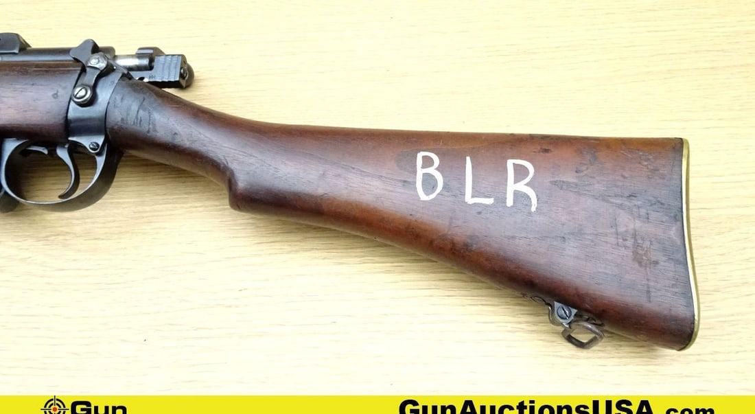 B.S.A.CO SHT.LE NO.2 MK4 .22 LR COLLECTOR'S Rifle. Good Condition. 25.25" Barrel. Shiny Bore, Tight: B.S.A.CO SHT.LE NO.2 MK4 .22 LR COLLECTOR'S Rifle. Good Condition. 25.25" Barrel. Shiny Bore, Tight Action Bolt Action TRAINING RIFLE, Features an Front Blade Sight, Adjustable Rear Notch Sight, with