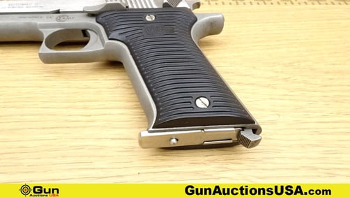 AMT AUTOMAG II .22 WMR Pistol. Very Good. 6" Barrel. Shiny Bore, Tight Action Semi Auto The AMT