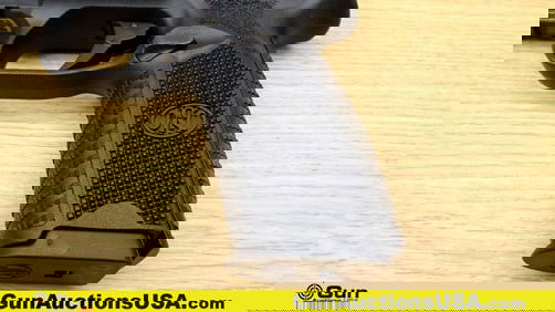 FN 509 9X19 Pistol. Excellent. 4.5" Barrel. Shiny Bore, Tight Action Semi Auto Features a White Dot