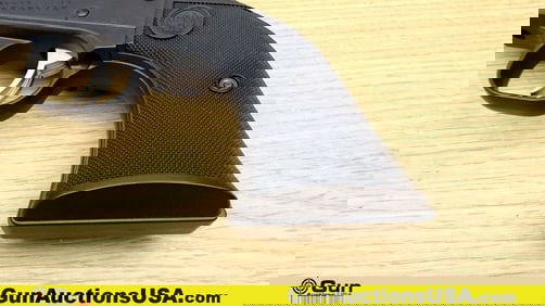 Ruger WRANGLER .22 LR Revolver. Like New. 4 5/8" Barrel. Features a Black matte Finish overall,