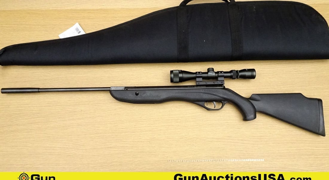 Crossman G1 EXTREME .177/4.5MM AIR RIFLE. Good Condition. 16" Barrel. Break Action Features a Matte: Crossman G1 EXTREME .177/4.5MM AIR RIFLE. Good Condition. 16" Barrel. Break Action Features a Matte Black Finish, Center Point Scope 3-9x32 with Duplex Reticle. Black Polymer Furniture with Stippling,