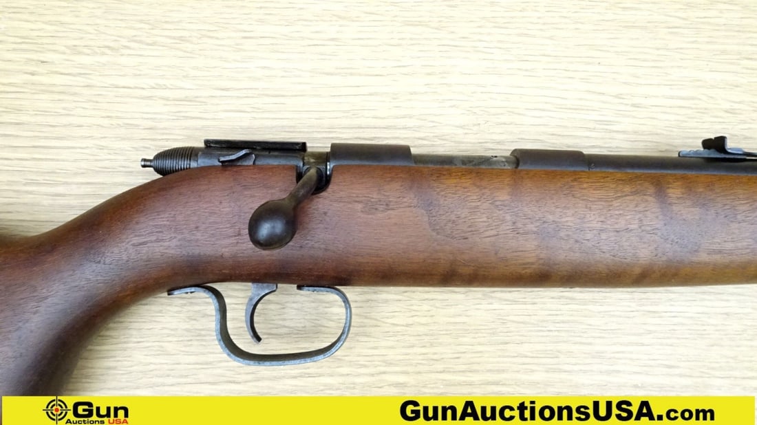 Remington THE TARGETMASTER 510 .22 S-L-LR Rifle. Good condition, Normal Handling Marks, Scattered: Remington THE TARGETMASTER 510 .22 S-L-LR Rifle. Good condition, Normal Handling Marks, Scattered Spotting and/or Pitting. 25" Barrel. Shiny Bore, Tight Action Bolt Action This rifle is like a trusty