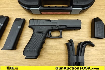 Glock 22 40 S&W GEN 4 Pistol. Like New. 4.5" Barrel. Semi Auto A popular Black polymer-framed pistol