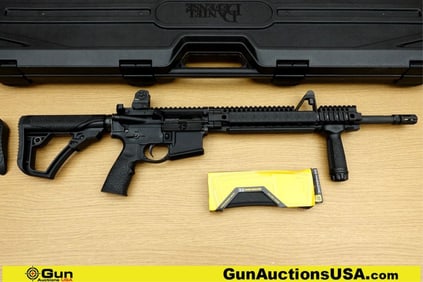 DANIEL DEFENSE DDM4 .223-5.56MM Rifle. Excellent. 16" Barrel. Shiny Bore, Tight Action Semi Auto
