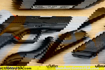 Glock 26 9MM PARA Pistol. Like New. 3.25"  Barrel. Semi Auto Features a Matte Black Slide, Black