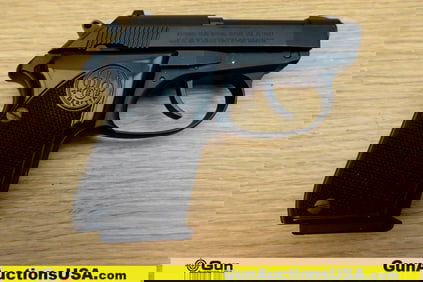 Beretta 3032 TOMCAT .32 ACP Pistol. Excellent. 2.5" Barrel. Shiny Bore, Tight Action Semi Auto