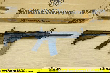 S&W M&P 15 5.56x45 Rifle. Excellent. 16" Barrel. Shiny Bore, Tight Action Semi Auto Features