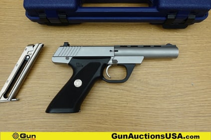 COLT COLT 22 .22 LR HEAVY BULL BARREL Pistol. Very Good. 4 3/8" Barrel. Shiny Bore, Tight Action