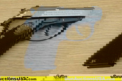 BERETTA 3032 TOMCAT .32 ACP Pistol. Good condition, Normal Handling Marks, Scattered Spotting and/or