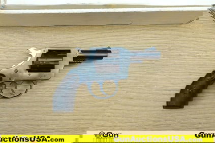 H&R INC. 929 .22 LR Revolver. Like New. 2.5" Barrel. This compact revolver, renowned for its