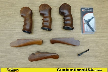 THOMPSON CENTER Contender Hand Guards, Pistol Grips, Etc. . Very Good. 3- Wooden Hand Guards, 3-