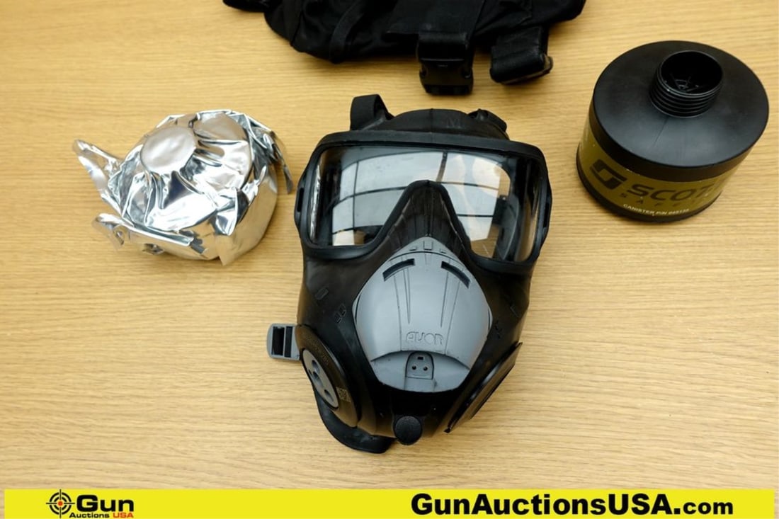 Avon PC50 Full Face Gas Mask, Drop Leg Carry Pouch, and 2 Filters.. (72875) (GSCO48): Avon PC50 Full Face Gas Mask, Drop Leg Carry Pouch, and 2 Filters.. (72875) (GSCO48)