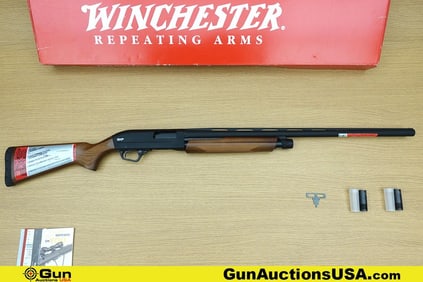 Winchester SXP ACADEMY FIELD 12 ga. Shotgun. Excellent. 28" Barrel. Shiny Bore, Tight Action Pump