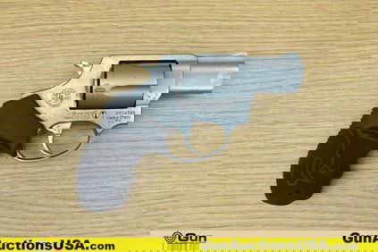 TAURUS 605 .357 MAGNUM Revolver. Very Good. 2" Barrel. Shiny Bore, Tight Action Features a Fixed
