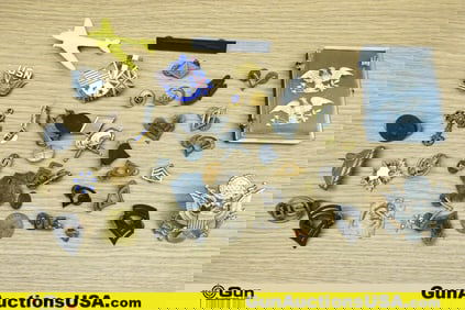 Military Surplus, Etc. Pins, Etc.. Very Good. Approx. 45 Assorted US Military Uniform Pins, Badges,