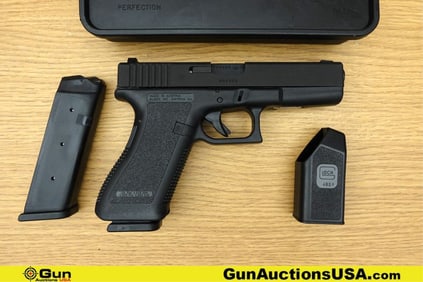 Glock 22 .40 S&W Pistol. Excellent. 4.25" Barrel. Shiny Bore, Tight Action Semi Auto Features a