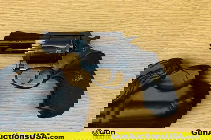 CHARTER ARMS CORP. BULLDOG PUG .44 SPL Revolver. Very Good. 2.5" Barrel. Shiny Bore, Tight Action