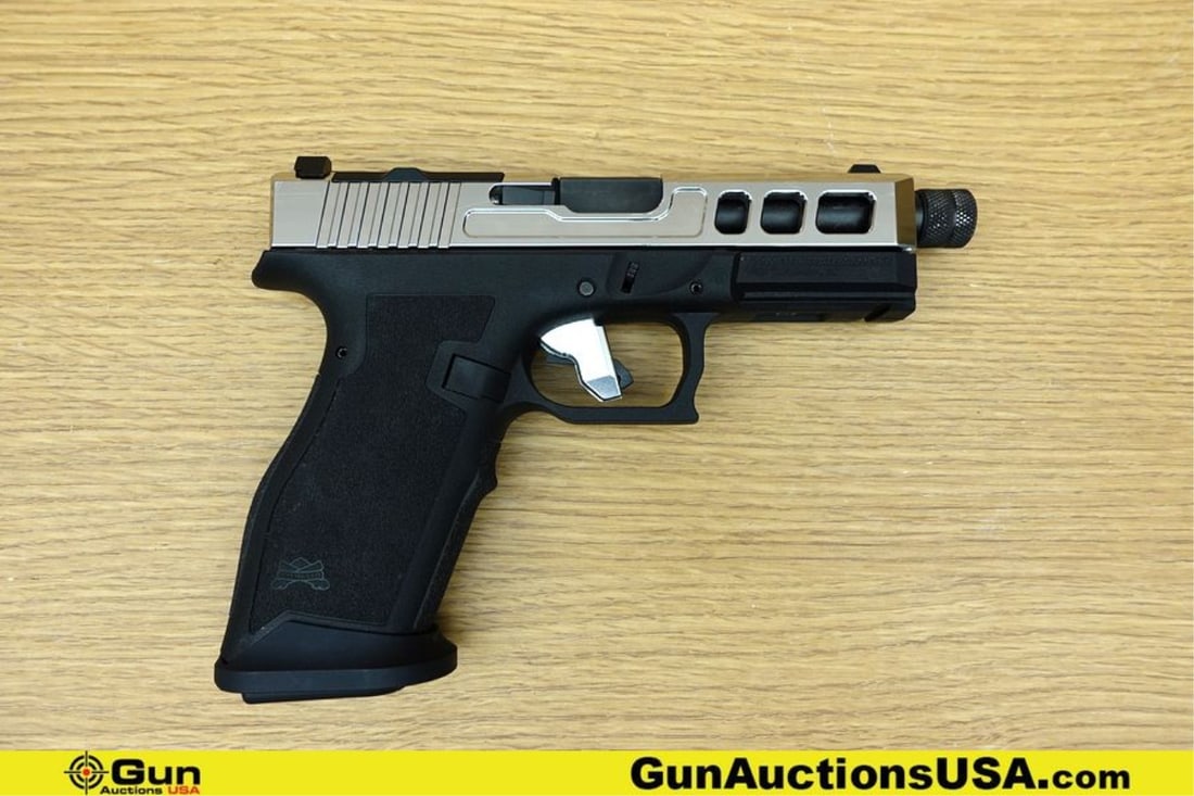 Palmetto State Dagger 9mm THREADED BARREL Pistol. Very Good. 4.5" Barrel. Shiny Bore, Tight Action: Palmetto State Dagger 9mm THREADED BARREL Pistol. Very Good. 4.5" Barrel. Shiny Bore, Tight Action Semi Auto Features a THREADED Barrel with Thread Protector, High Polished Slide, Fixed Front Sight, A