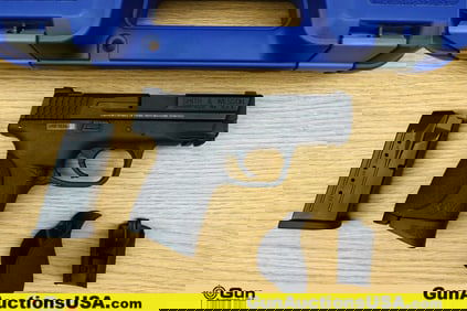 S&W M&P 9C 9X19 Pistol. Excellent. 3.5" Barrel. Shiny Bore, Tight Action Semi Auto Compact yet