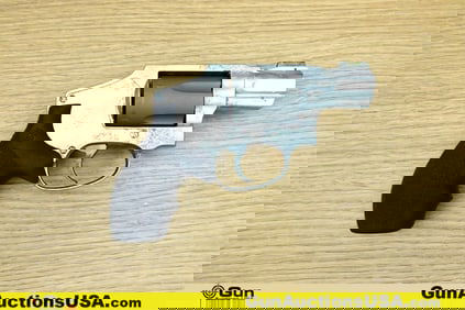 S&W 340PD .357 MAGNUM Revolver. Needs Repair. 1.75" Barrel. Features a Light Alloy Frame, Stainless