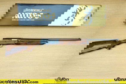 BROWNING LIGHT TWELVE 12 ga. Shotgun. Needs Repair. 25.5" Barrel. Shiny Bore, Tight Action Semi Auto